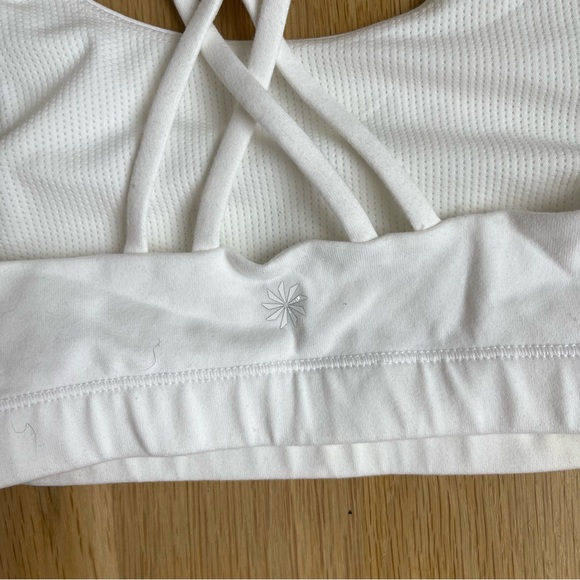 Athleta Girl Upbeat 2.0 White Strappy Back Yoga Gym Sports Bra Size Medium 8-10 - Picture 7 of 8